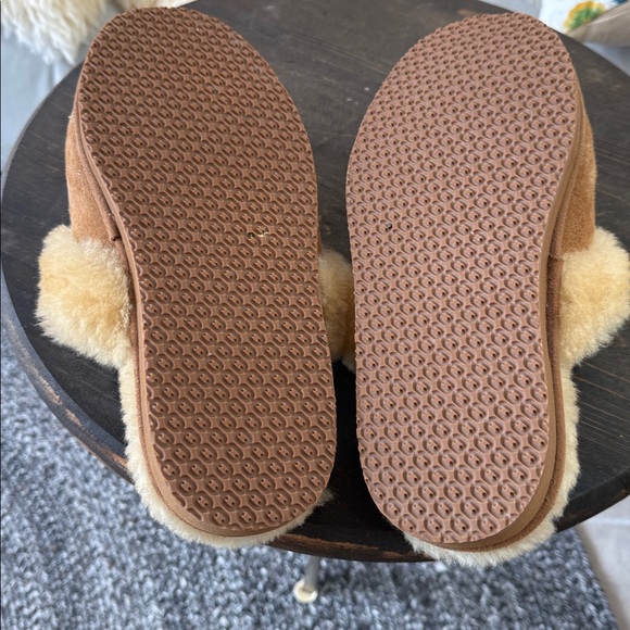 LLBean realm lambs fur lining - Picture 4 of 6